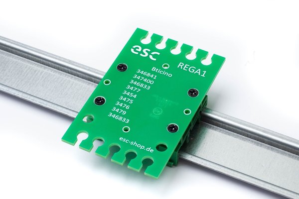 ESCREGA1 REG-Adapter für die Aufnahme von Bticino Geräten 40x40 mm